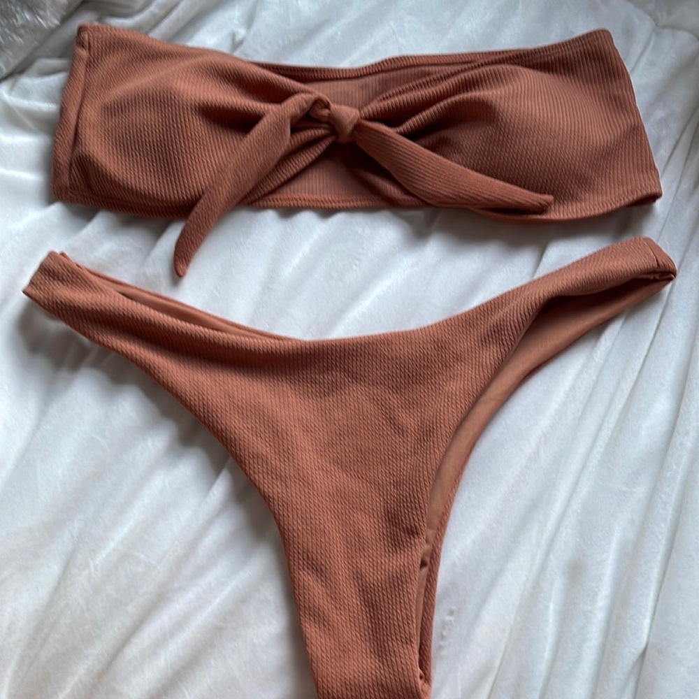 Bandeau bikini